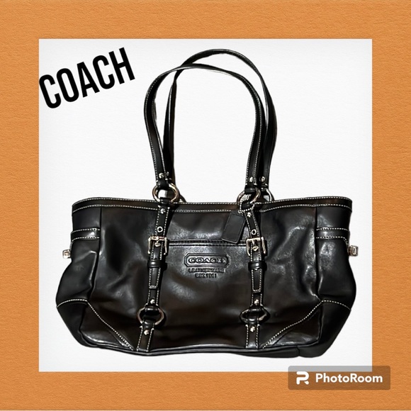 Coach Handbags - EUC Coach Black Leather Handbag